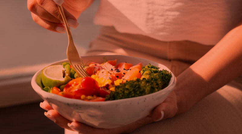 Cardápio com alimentos saudáveis.