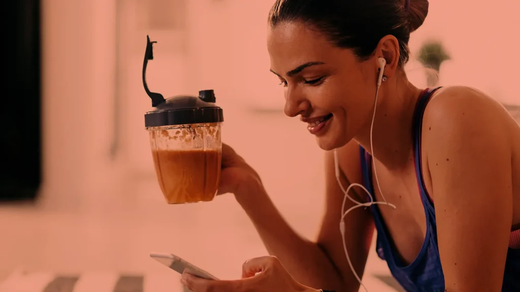 Bebidas com cafeína dão energia, mas devem ser evitadas à noite